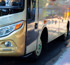 Aller-retour en bus pour visiter un hôpital